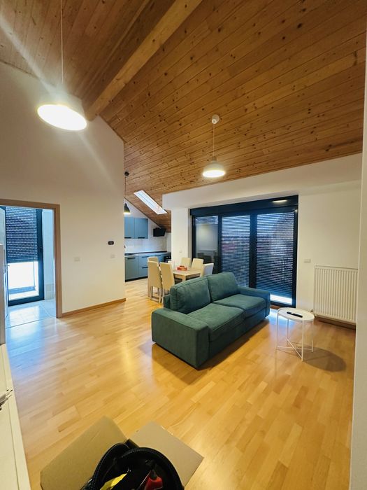 Inchiriez apartament 3 camere Dumbravita