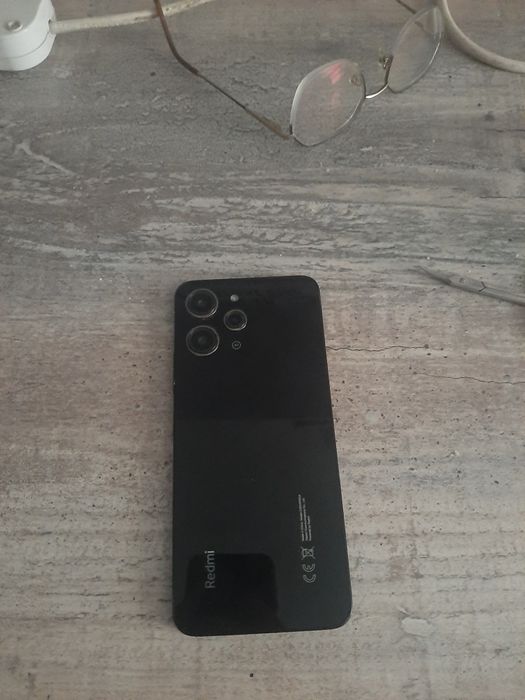 Xiaomi Redmi 12 С треснувшим экраном