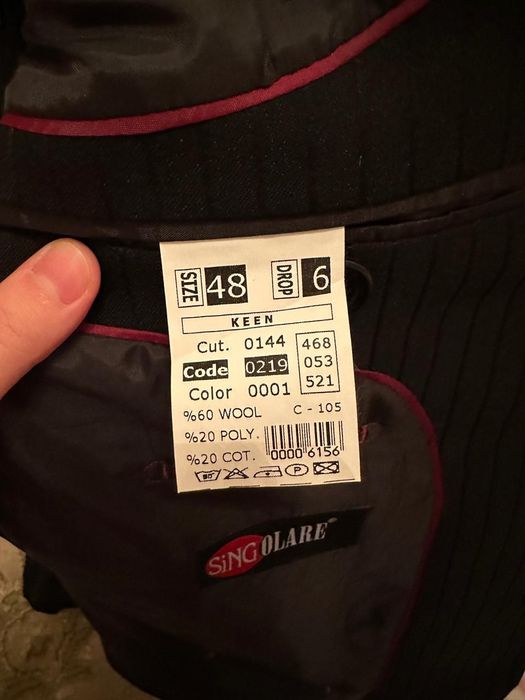 Продам костюм черный