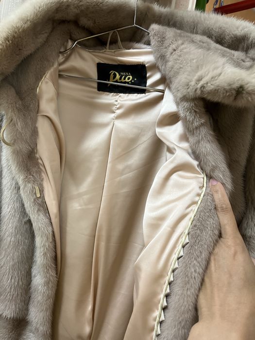 Норковая шуба в сером цвете