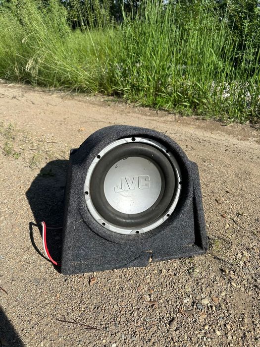 Сабвуфер JVC. ……….