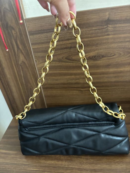 дамска чанта нова mango