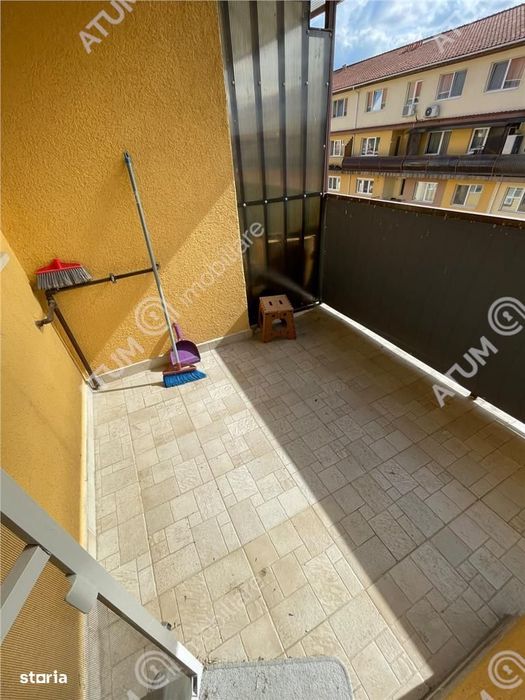 Apartament cu 3 camere balcon loc parcare zona Ciresica din Sibiu