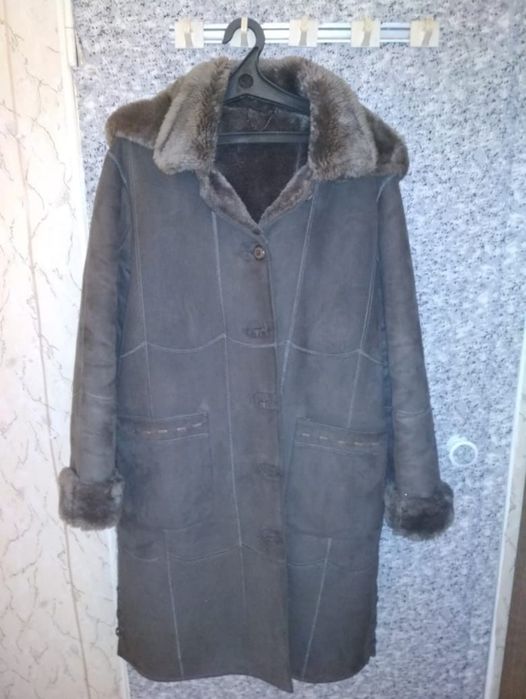 Продам женские вещи