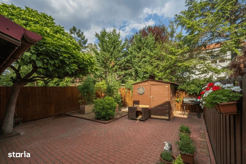 Casă in complex rezidențial, langa Cambridge School si Jolie Ville.