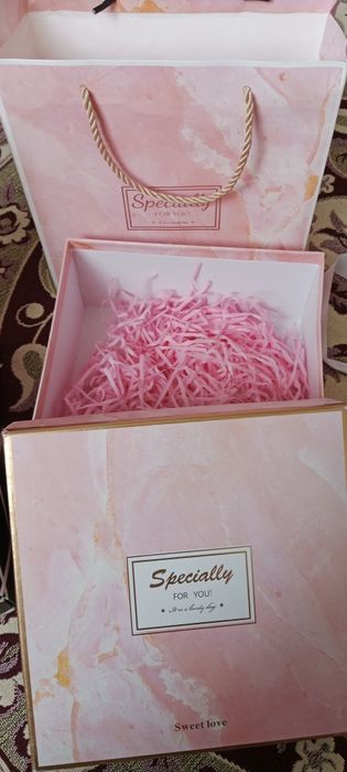 Пустой коробка сыйлыққа арналған