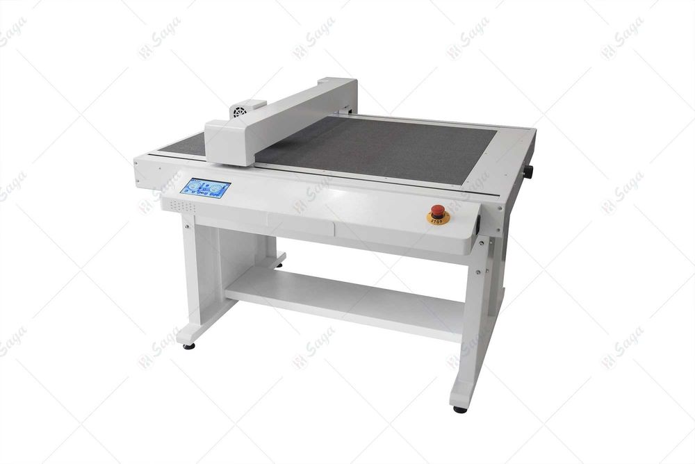 Режущие плоттеры SAGA