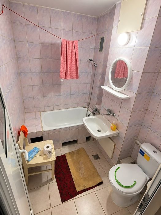 Vand garsoniera apartament 33 mp