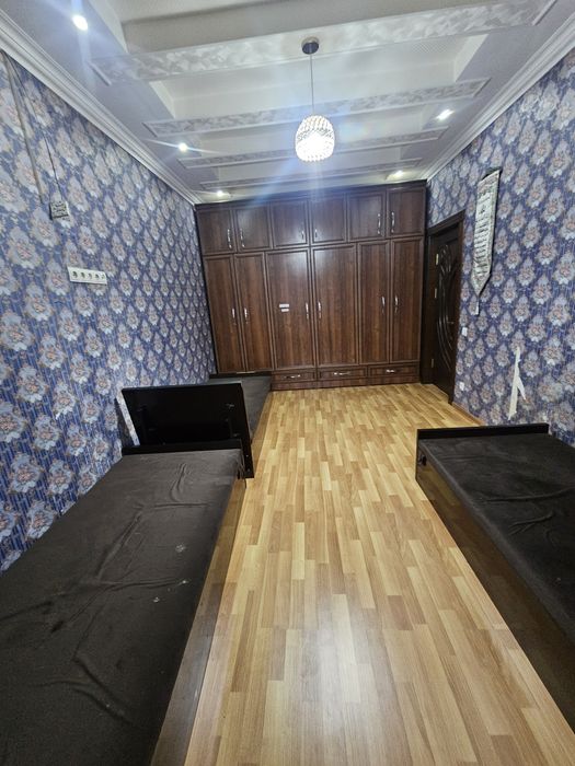 Andijon shaxarda Navoiy prospektda dom 94/17