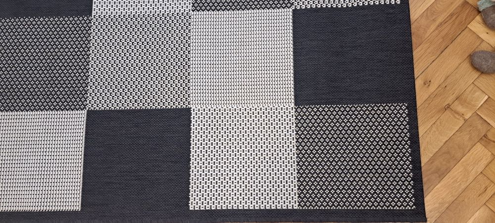 Килими различни  130/190