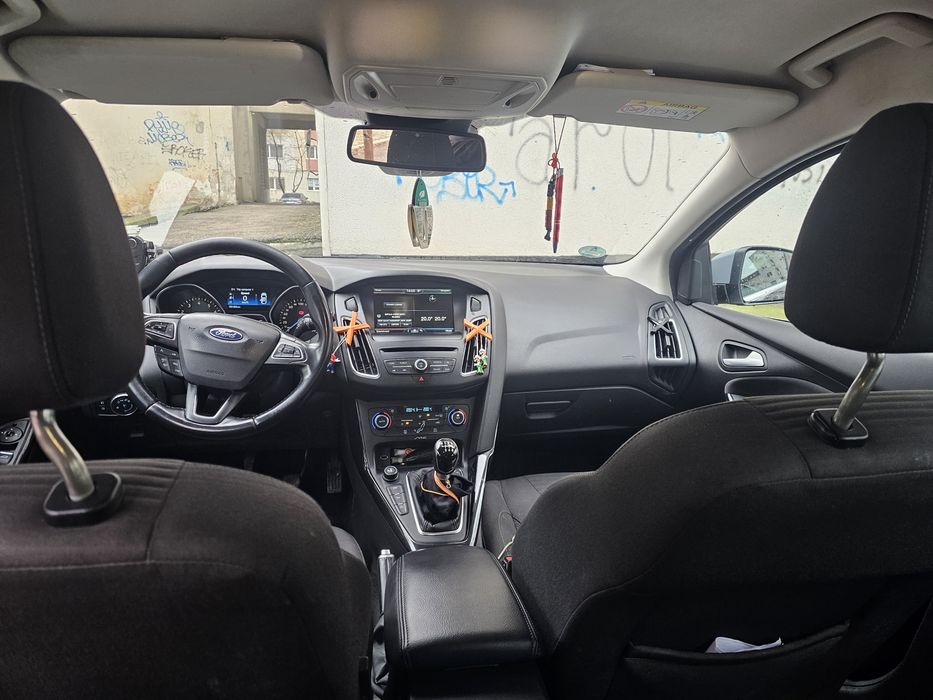 Ford focus 1.0L 2015