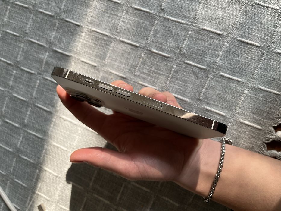 Iphone 13 pro srochno KH/A