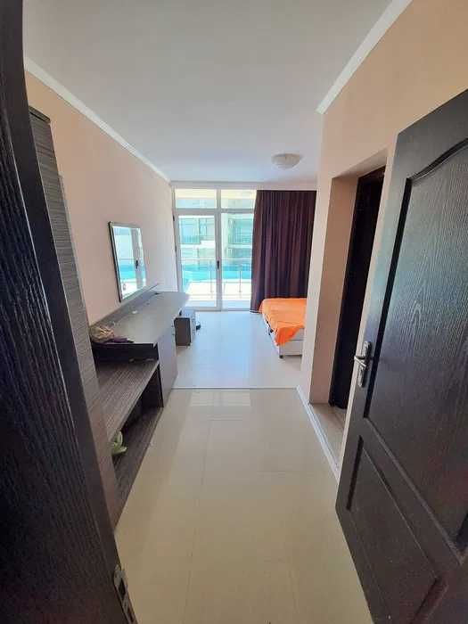 Продава се Тристаен апартамент в к.к. Слънчев бряг - 100 кв.м за 1030 €/кв.м - Снимка #1