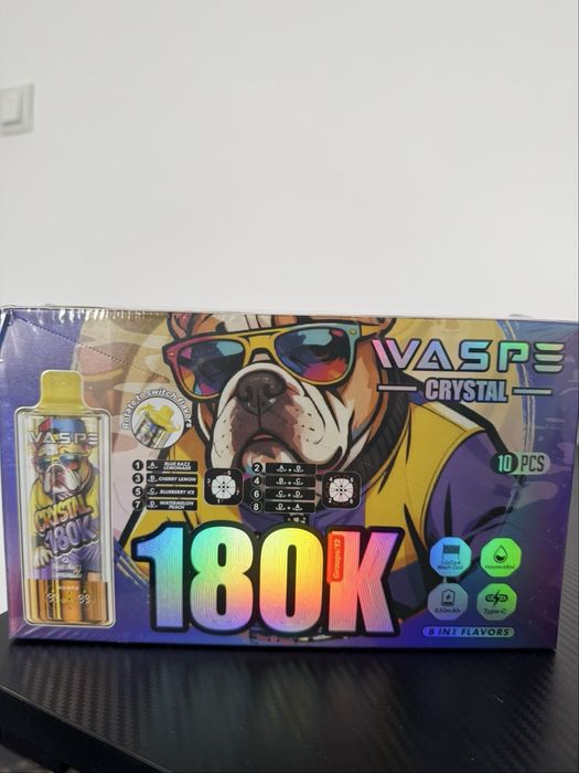 Vape 180.000 puffs Waspe cu 4 arome mixabile, in descriere sunt scrise