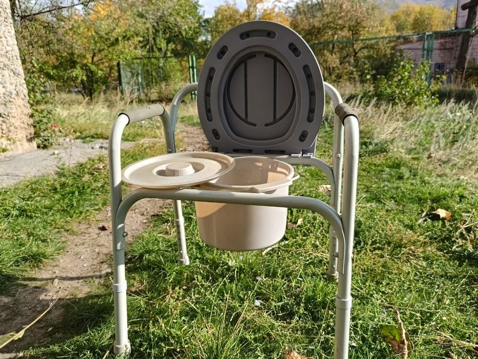 Кресло туалет  сатылады