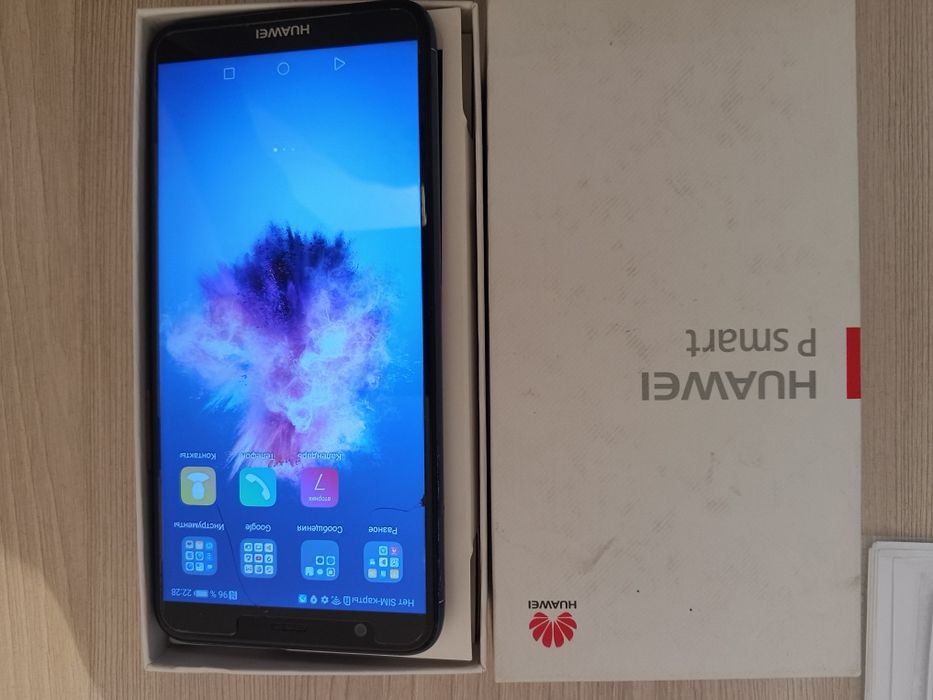 Продам телефон Huawei P smart