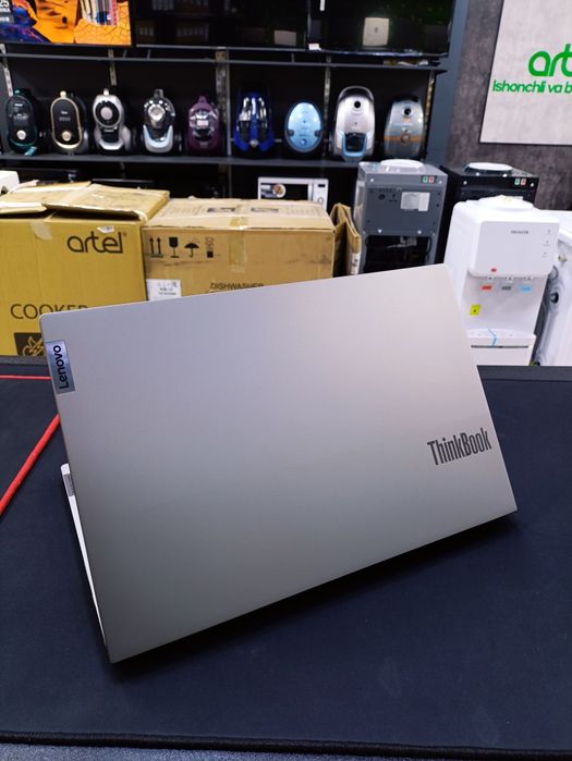 Lenovo ThinkBook USA Screen
