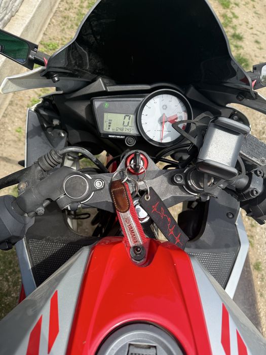 Yamaha yzf r125 A1 / 16 ani
