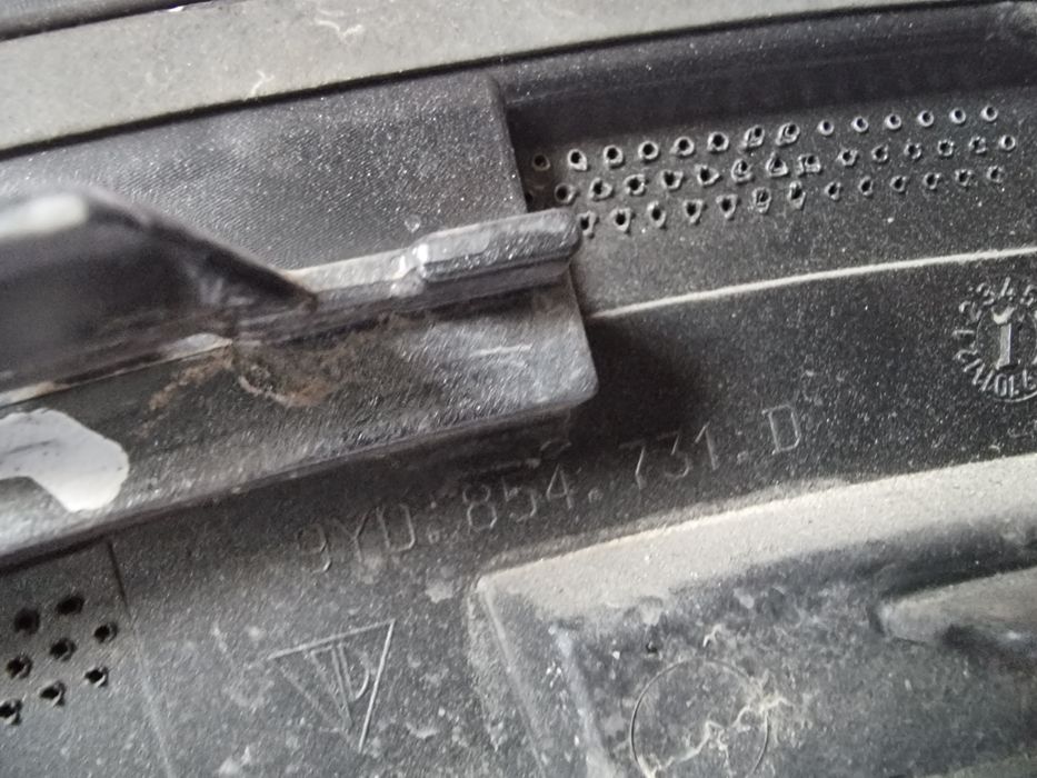 Bandou overfender aripa stanga spate Porsche Cayenne 9Y GTS 9Y0854731D