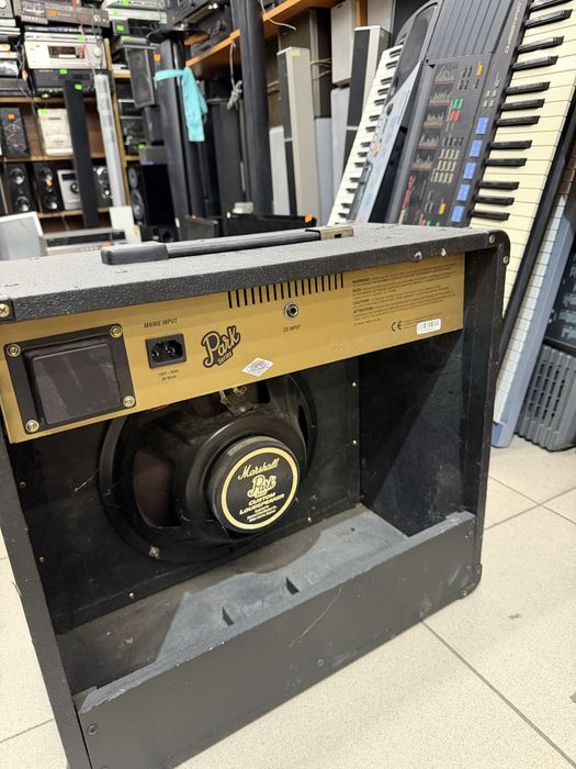 Китарно кубе MANSHALL 90w