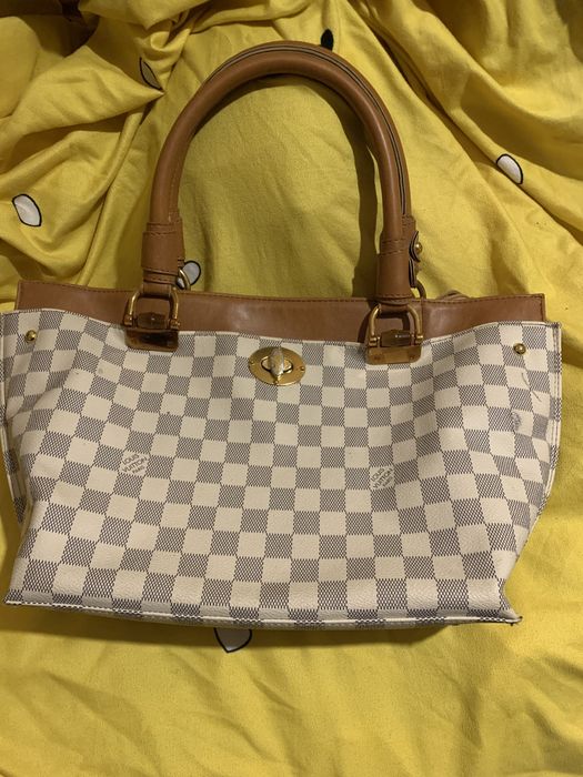 Geanta Louis Vuitton