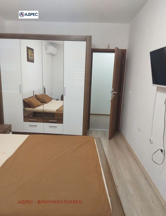 Продава се Тристаен апартамент в Плевен, Широк център - 67 кв.м за 1211 €/кв.м - Снимка #5