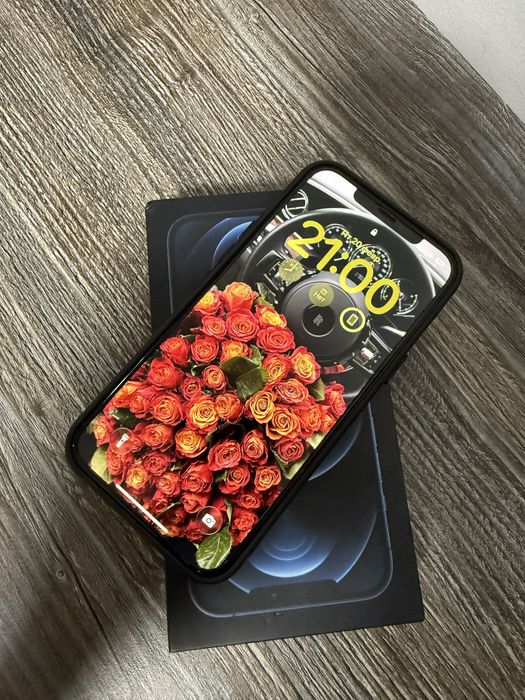 Айфон 12 про макс в идеальном состояние не разу не вскрывался