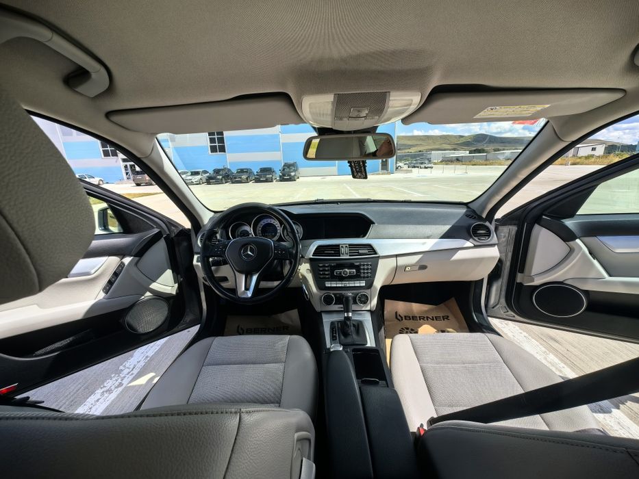 Vand Mercedes C300 4 matic