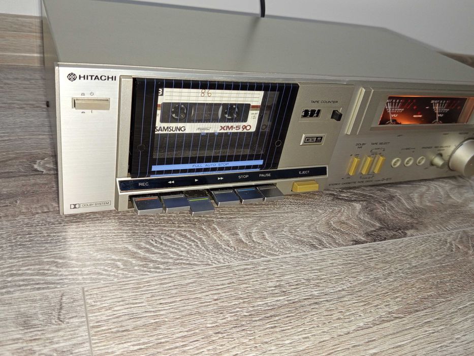 Колекционерски дек Hitachi D-E11