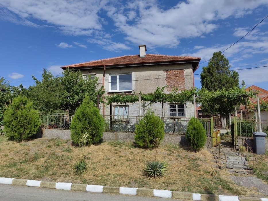 Продава се Къща в с. Бряст, Област Хасково - 192 кв.м за 239 €/кв.м - Снимка #3