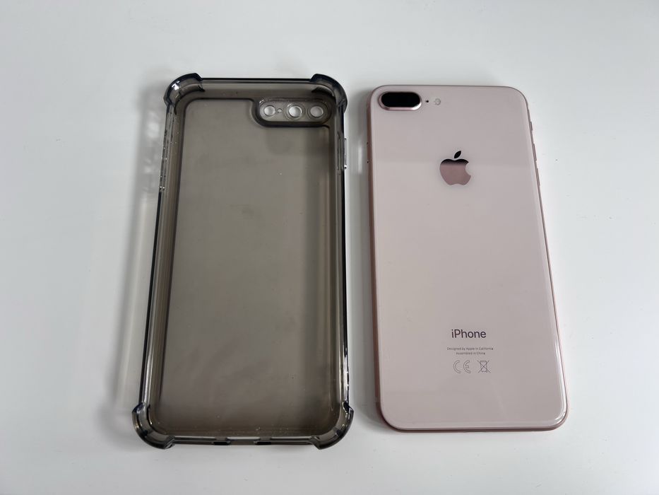 продавам iPhone 8 plus