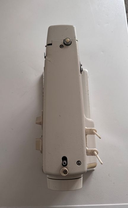 Masina de cusut portabila!