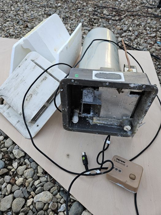 Boiler pt apa calda pe gaz original dedicat rulota camper kit complet