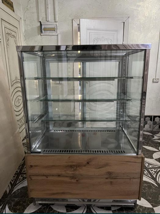 Ветринный холодильник!Срочно.