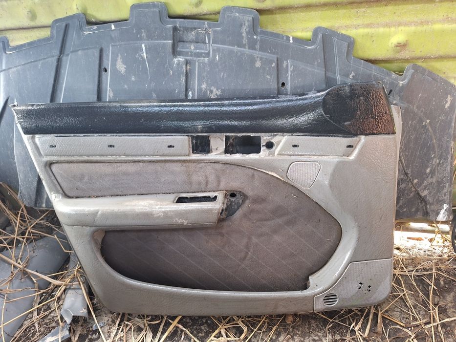 Продам обшивки ауди с4