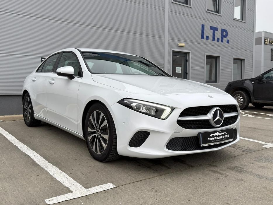 Mercedes-Benz A 180 2.0D,Interior alb,Led,Distronic,BlindSpot,KeyLess,ParkPilot,MercedesME