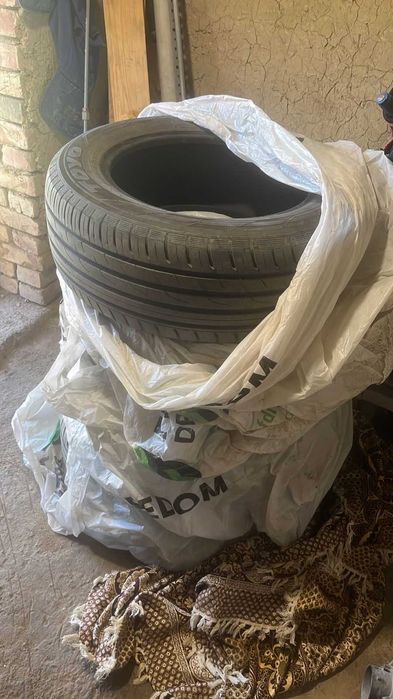 Шины toyo мерс 210