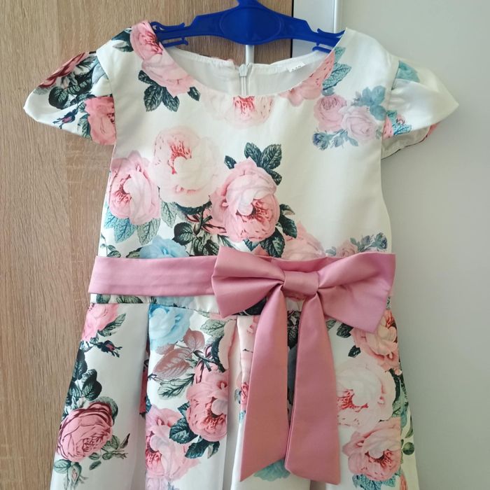 Рокля 130 размер