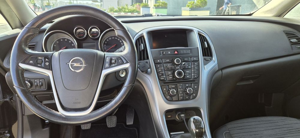 Opel Astra J 1.4 Turbo 2017 Primul Proprietar
