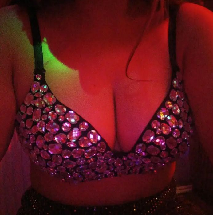 Бюстгальтер в стразах 85В