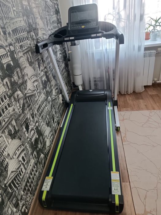 Продам беговую дорожку