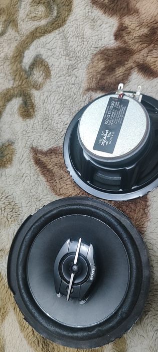 продам динамики в автомобиль