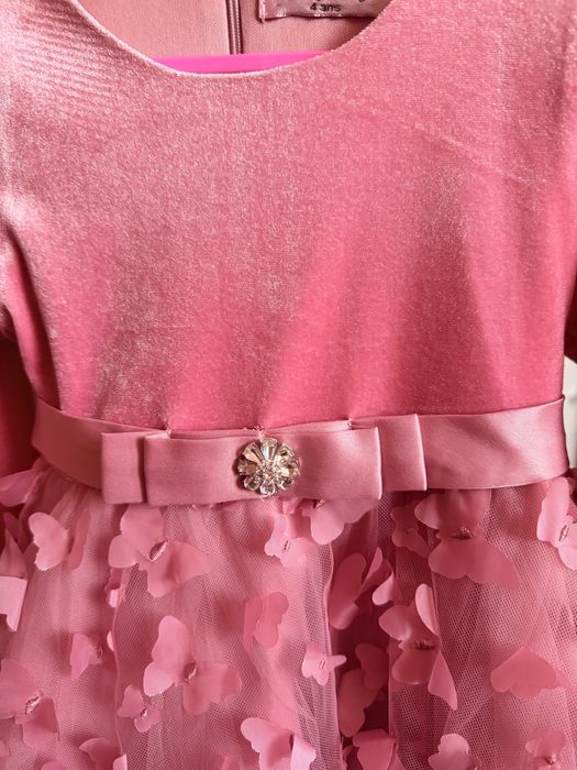 Кадифена 3D рокля