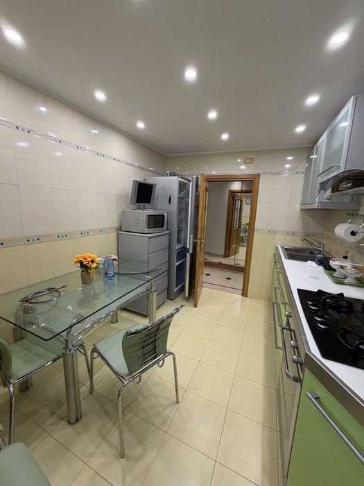 Inchiriez apartament 3 camere Bd Mircea Voda