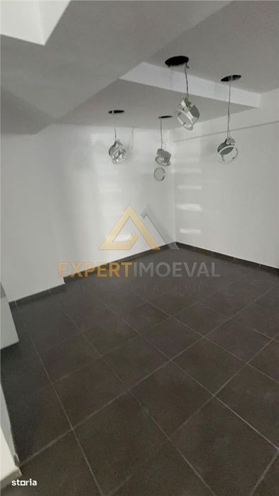 Spatiu comercial parter 141.75 mp utili Aleea Olteniei