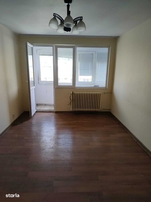 Vand apartament 2 camere semidecomandat DRUMUL TABEREI (ROMANCIERILOR)