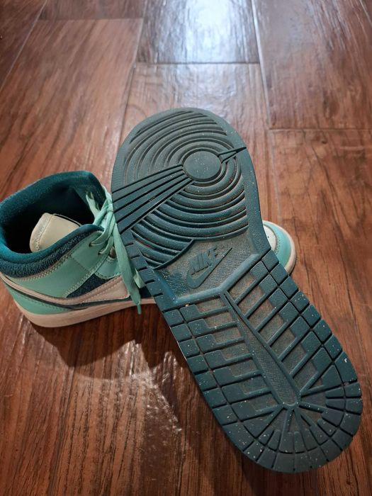 Nike
Сникърси Air Jordan 1 Mid Se, цвят тюркоаз/светло зелен/мента