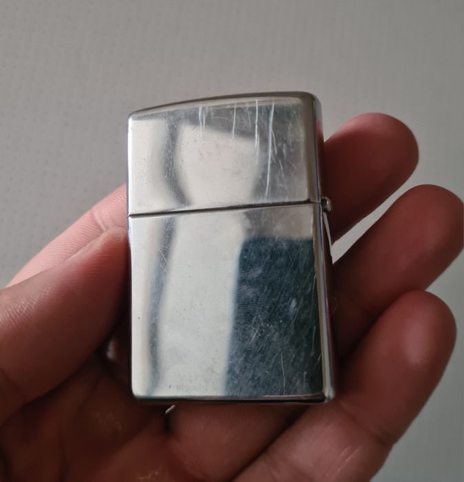 Bricheta Zippo Marlboro Foarte Rara Drumetie