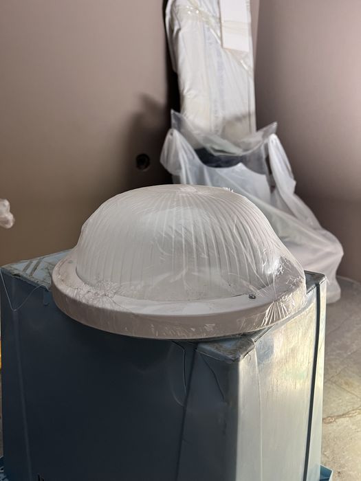 Светильники и лампочки