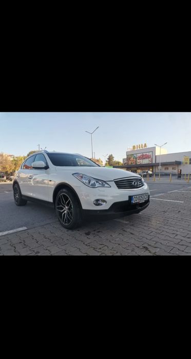 INFINITI EX37/QX50 AWD/360camera/Каско/Дистроник